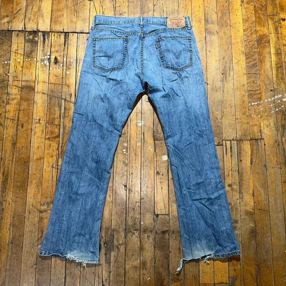Levi's 527 Jeans Men's Size 33x30 Blue Denim Medium Wash Flat Front Bootcut Leg - Picture 7 of 10